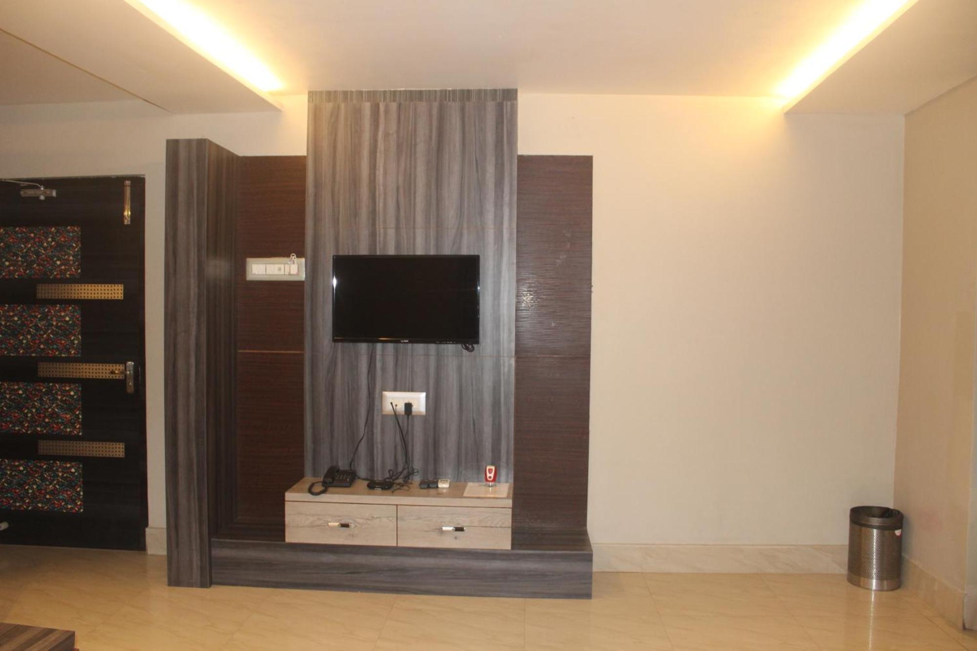 Hotel Oishi Plaza Mukutmanipur Екстериор снимка