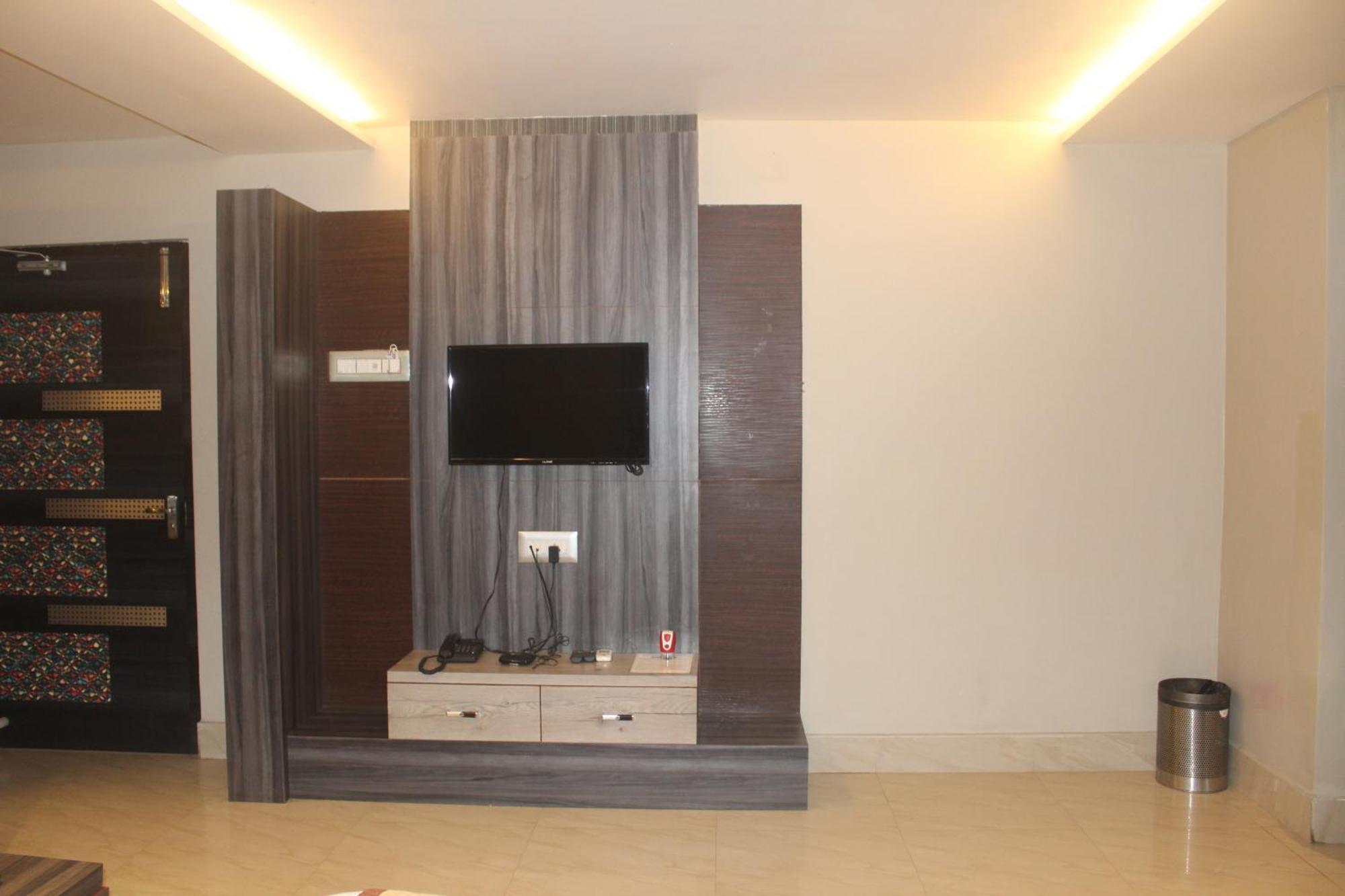 Hotel Oishi Plaza Mukutmanipur Екстериор снимка